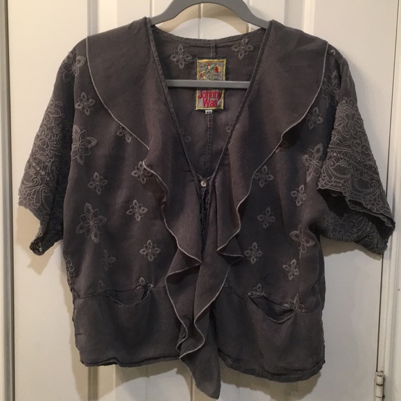 johnny was Tops - Johnny was grey crop top with buttons